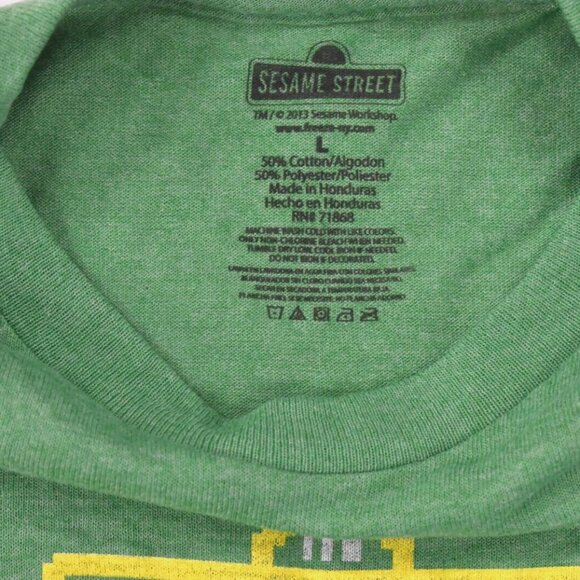 Sesame Street Mens 8-Bit Pixel Graphic Big Bird, Elmo, Grover Green Shirt New L - Picture 3 of 4